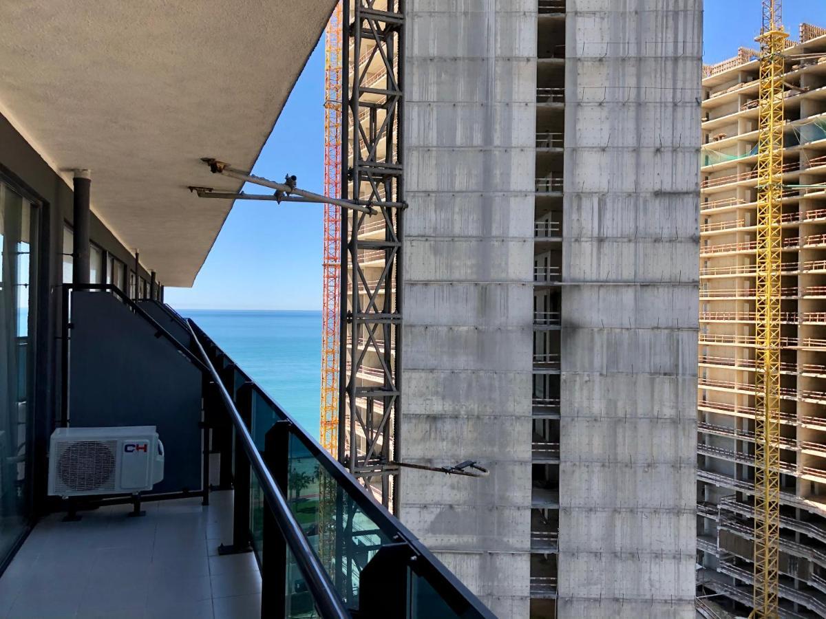 Batumi Orbi Beach Tower Ngoại thất bức ảnh