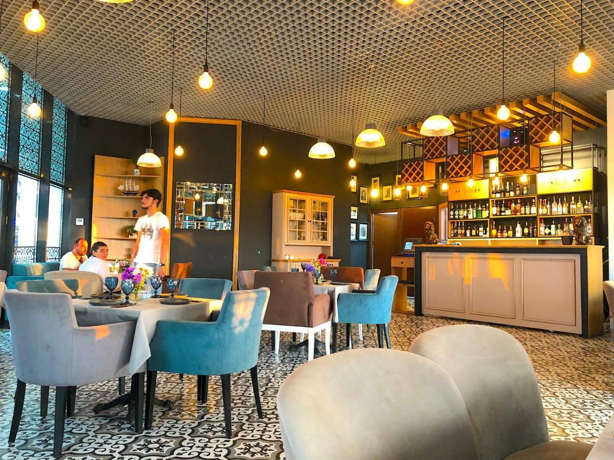 Batumi Orbi Beach Tower Ngoại thất bức ảnh