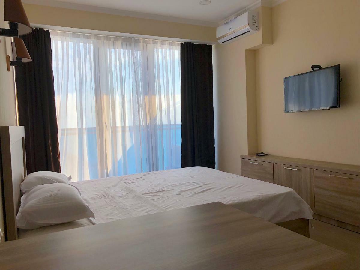 Batumi Orbi Beach Tower Ngoại thất bức ảnh