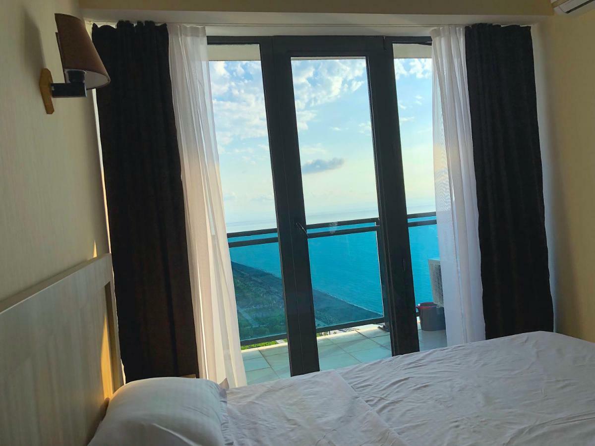 Batumi Orbi Beach Tower Ngoại thất bức ảnh